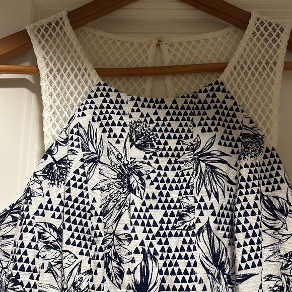 Guess dress - Picture 2 of 4